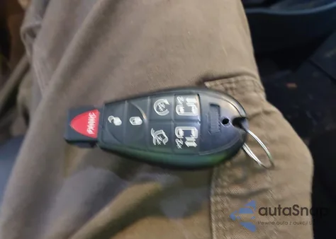 2010 Chrysler Town & Country Touring Plus from USA, damaged, VIN 2A4RR8D13AR502405